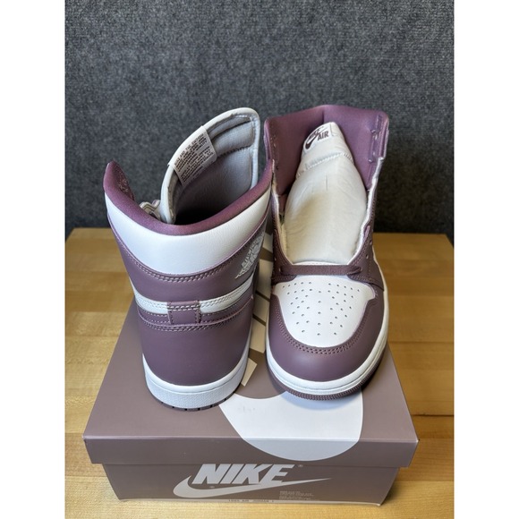 Size 10.5 Men's- Nike Air Jordan 1 Retro OG High Mauve New In Box - Picture 2 of 7